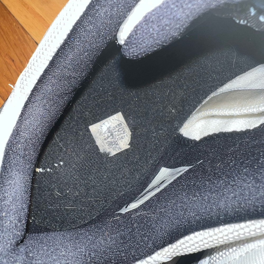 Jordan 11 - Picture 3 of 7